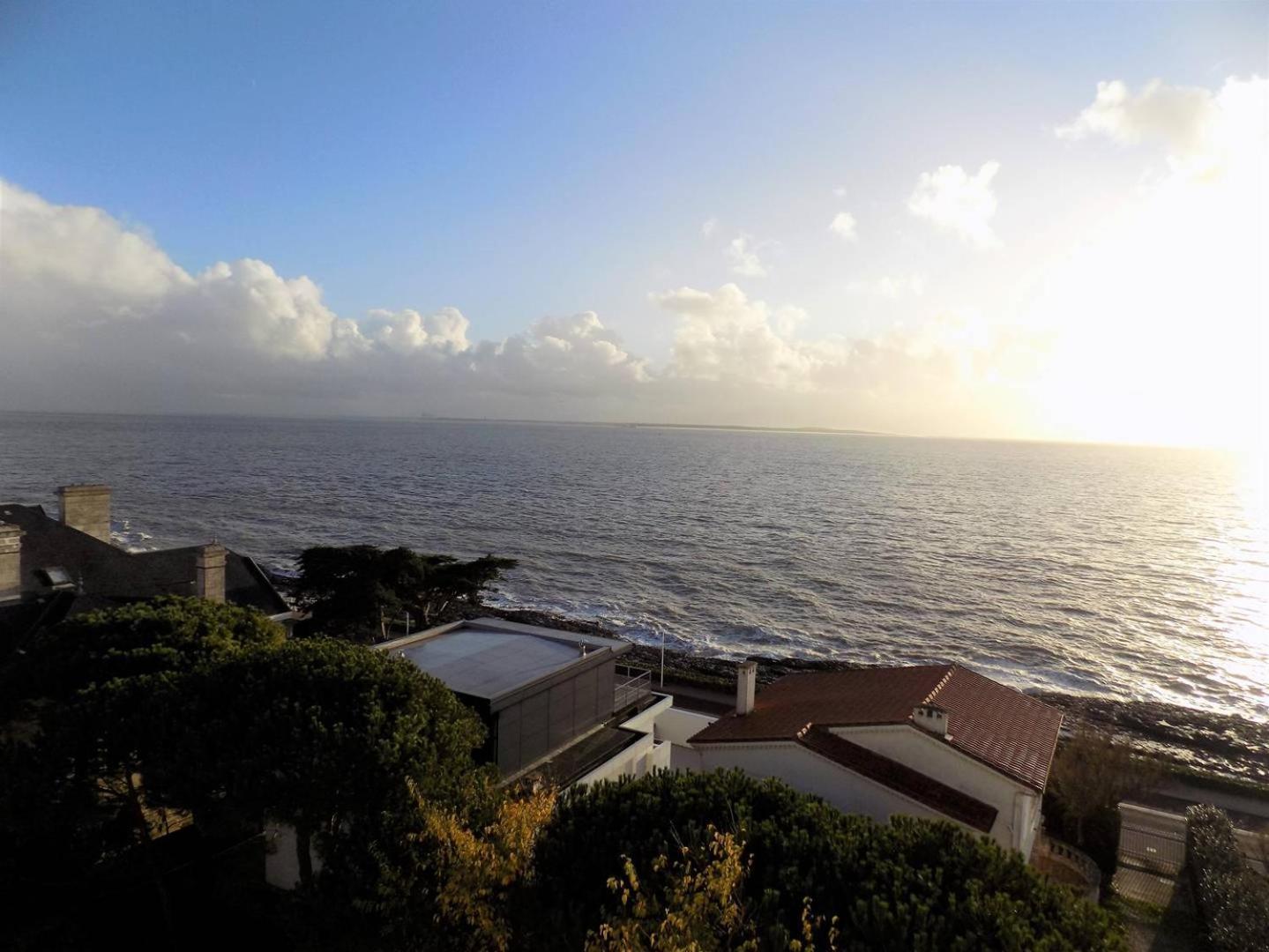 Royan - PLEINE VUE MER pour cet APPARTEMENT classé 2 étoiles - LES TAMARIS Exterior foto