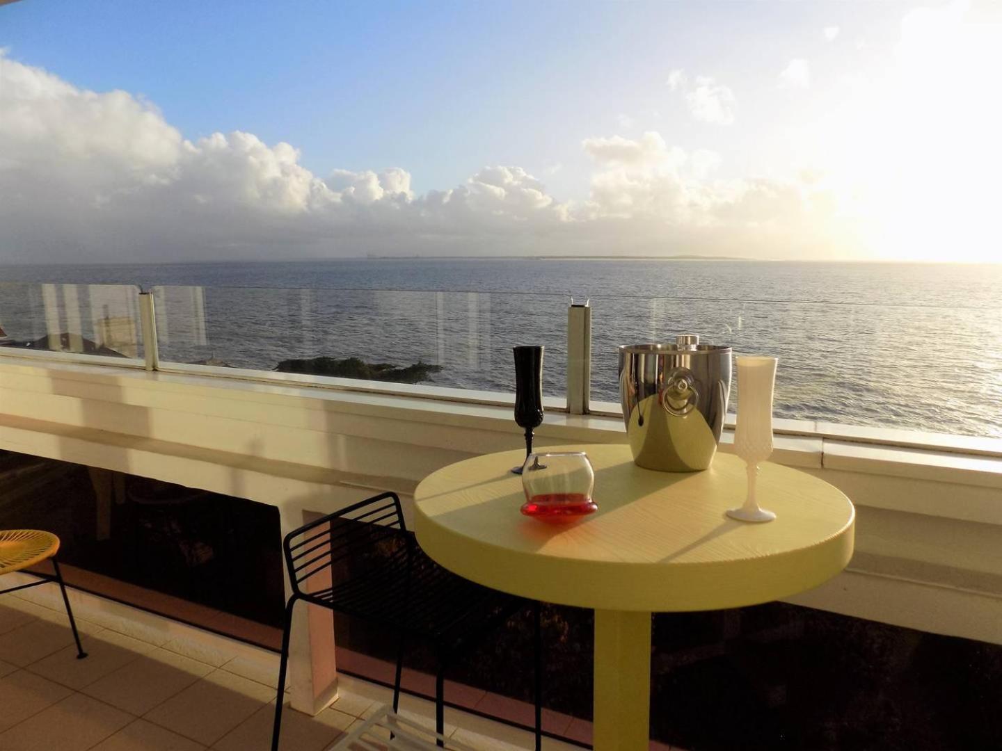 Royan - PLEINE VUE MER pour cet APPARTEMENT classé 2 étoiles - LES TAMARIS Exterior foto